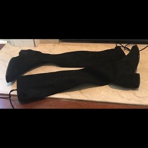 Over the knee boots size 9 1/2 suede material.